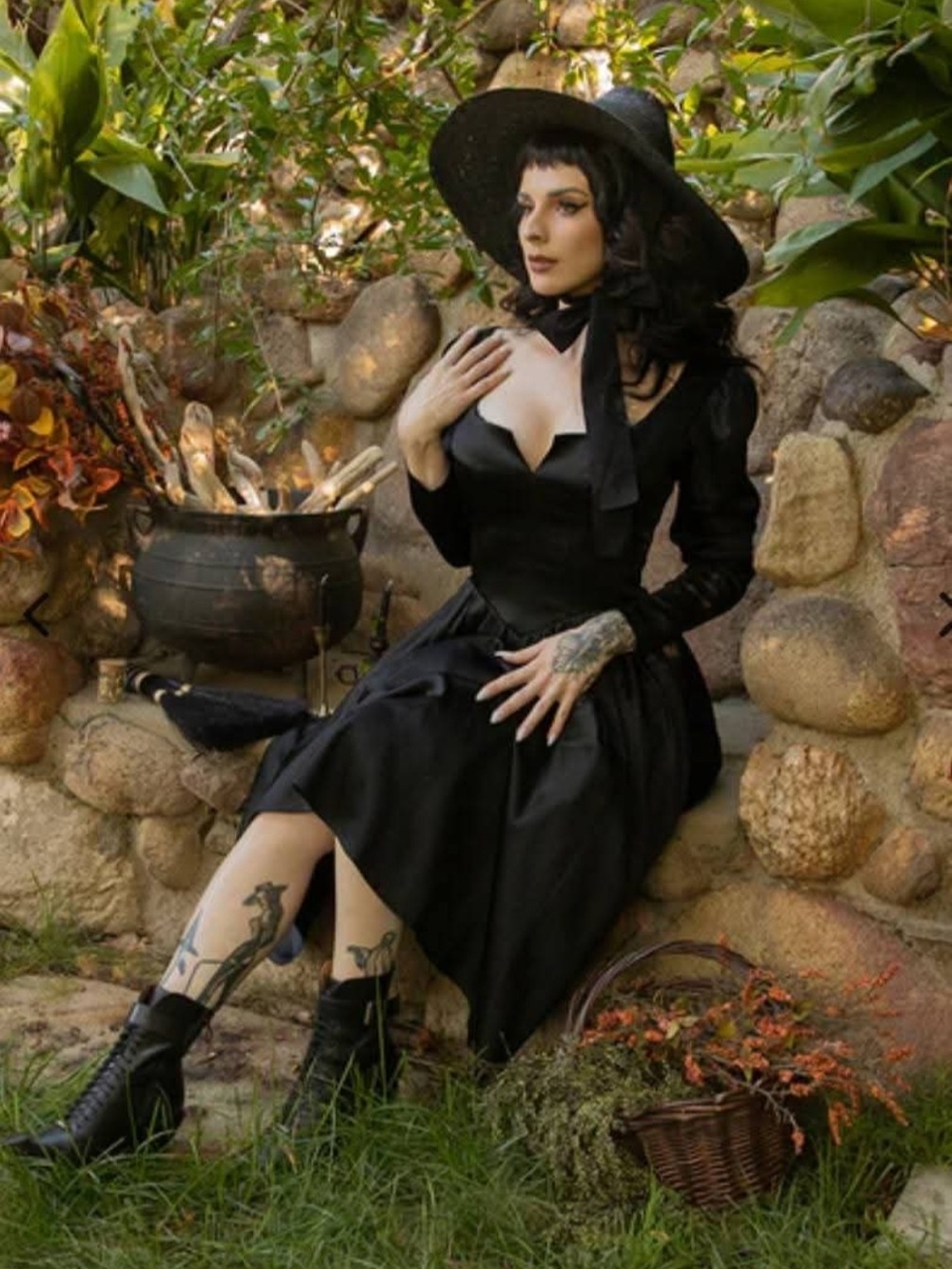 Cottage Witch dress BNWT